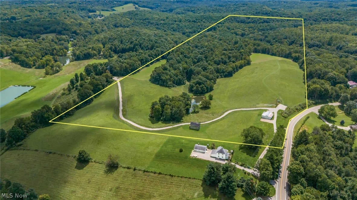 44713 State Route 541 Coshocton OH 43812