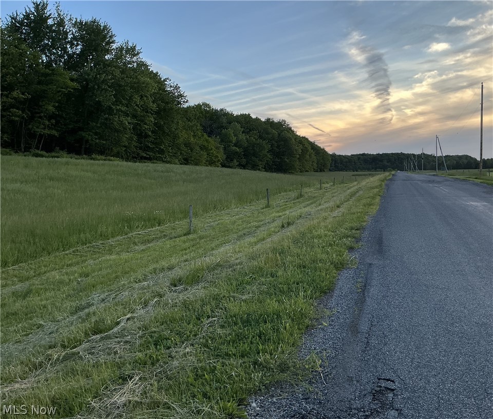 5326 Yackey Drive NW Strasburg OH 44680