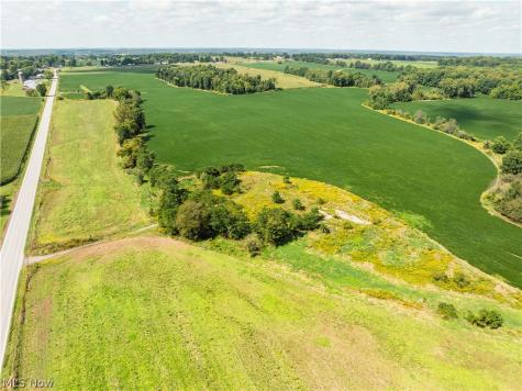 12472 Gearhart Road Burbank OH 44214