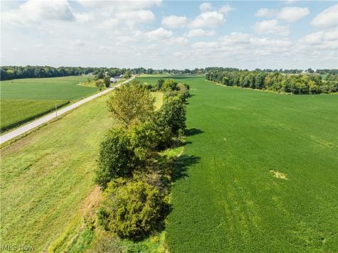 12472 Gearhart Road Burbank OH 44214