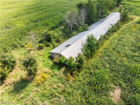 12472 Gearhart Road Burbank OH 44214