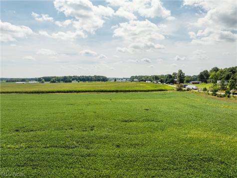 12472 Gearhart Road Burbank OH 44214