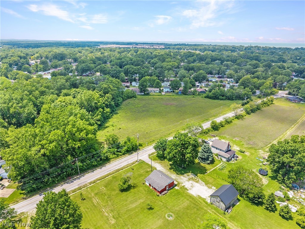 V/l W River Road Vermilion OH 44089