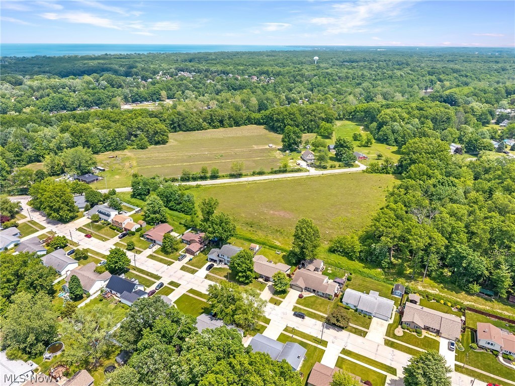 V/l W River Road Vermilion OH 44089