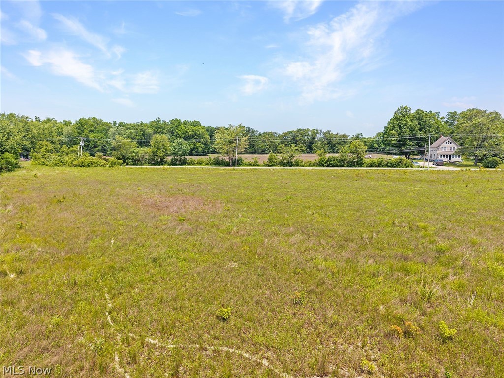 V/l W River Road Vermilion OH 44089