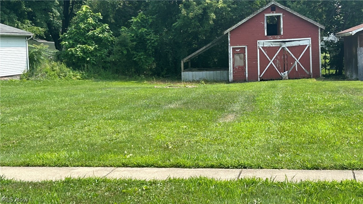 179 Market Street Cortland OH 44410