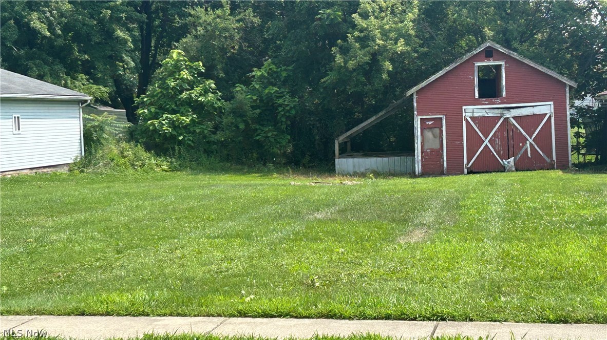 179 Market Street Cortland OH 44410