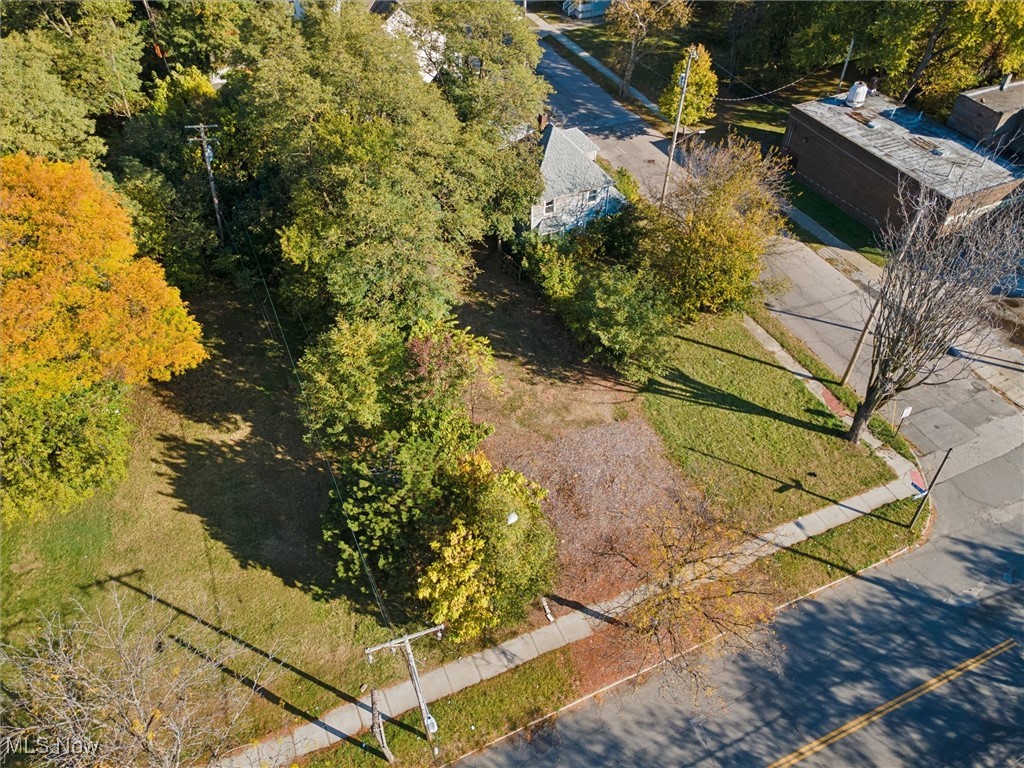 9215 Wade Park Avenue Cleveland OH 44106