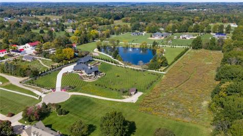 7514 Farmbrook Avenue NW North Canton OH 44720