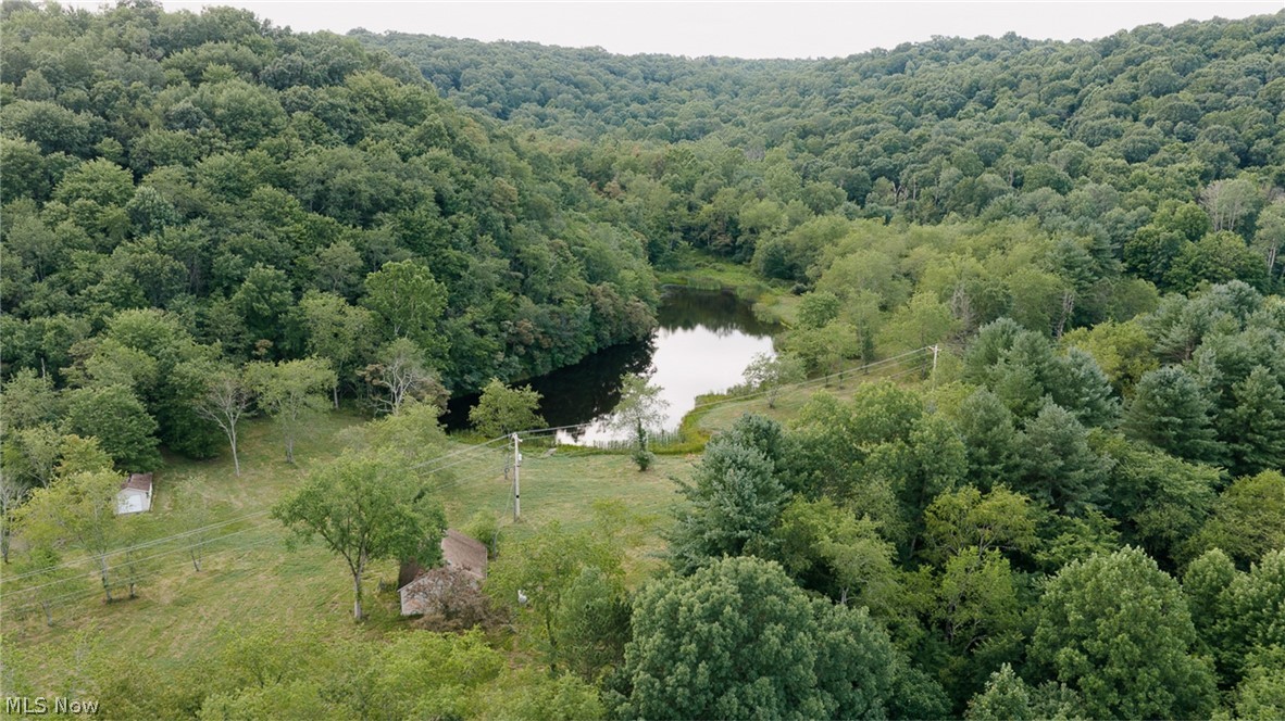 6096 Antigua Road SW Sherrodsville OH 44675