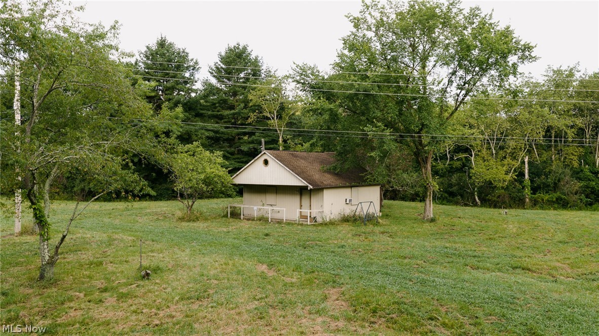 6096 Antigua Road SW Sherrodsville OH 44675