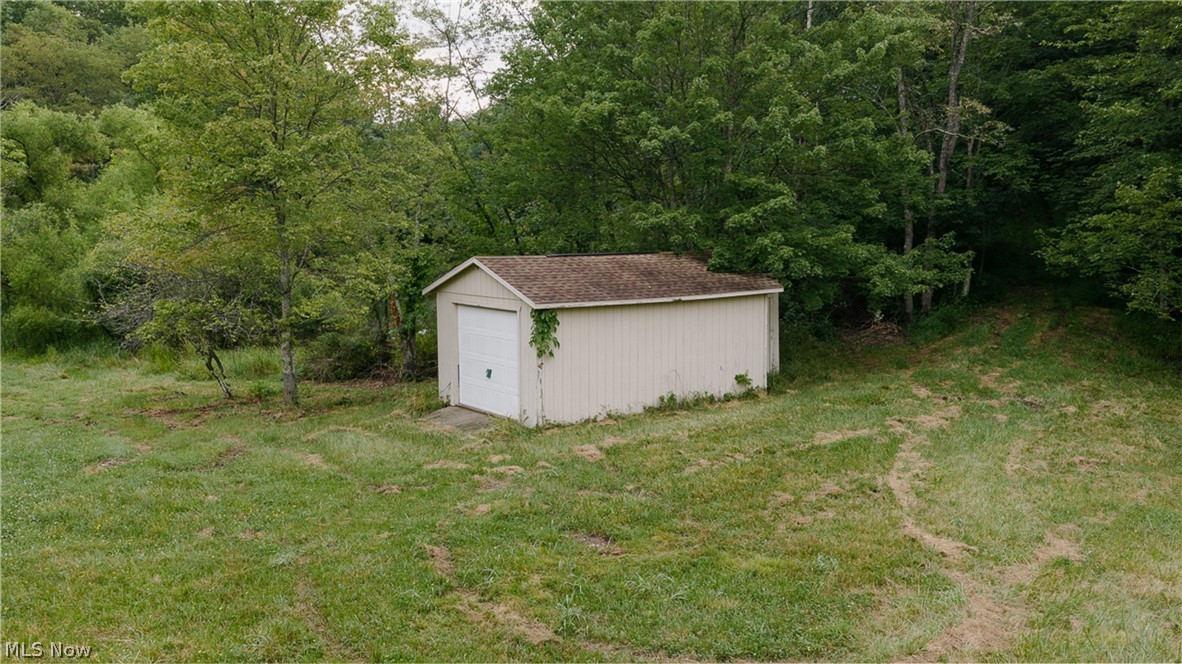 6096 Antigua Road SW Sherrodsville OH 44675