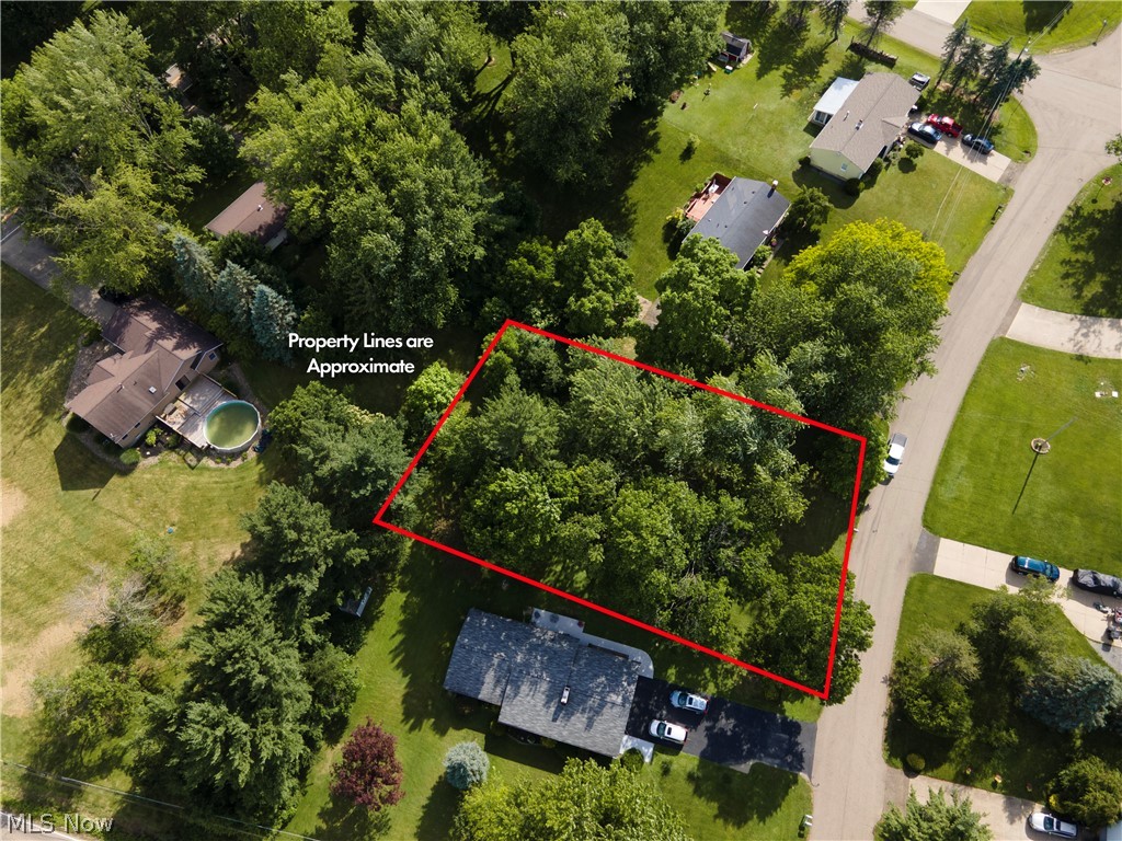 Rita Street NE Hartville OH 44632
