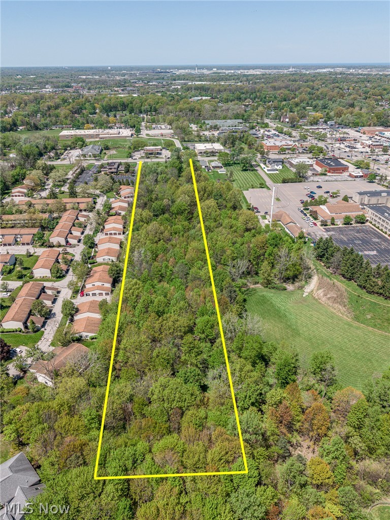 7305 Pearl Middleburg Heights OH 44130