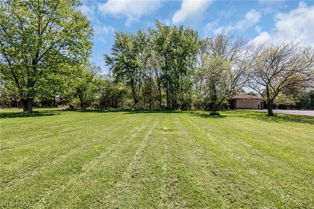 7305 Pearl Middleburg Heights OH 44130