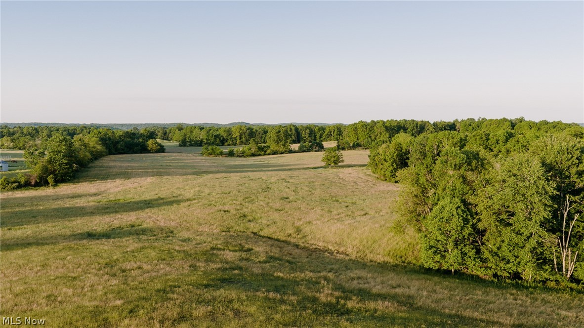 Apollo Road NE Salineville OH 43945