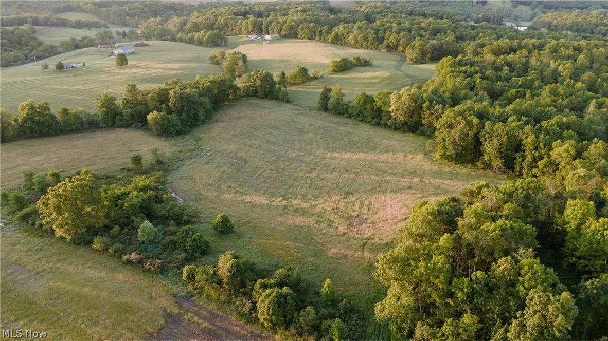 Apollo Road NE Salineville OH 43945