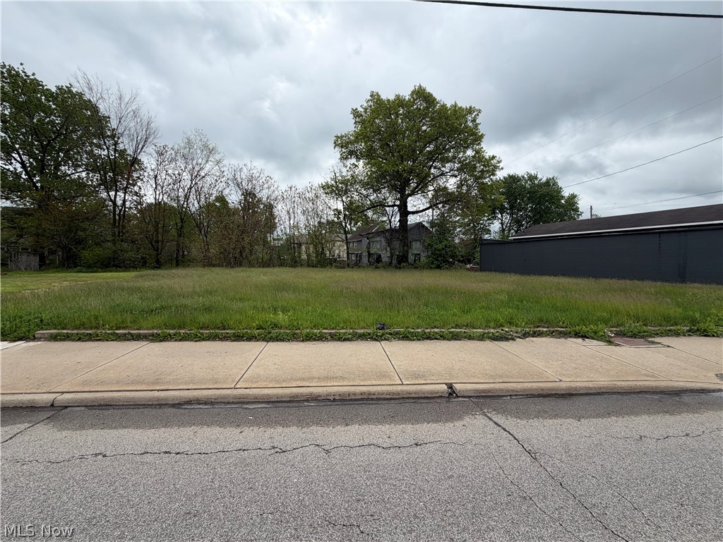 Elm Road NE Warren OH 44483