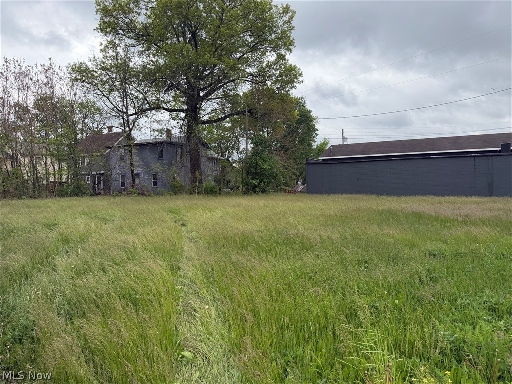 Elm Road NE Warren OH 44483