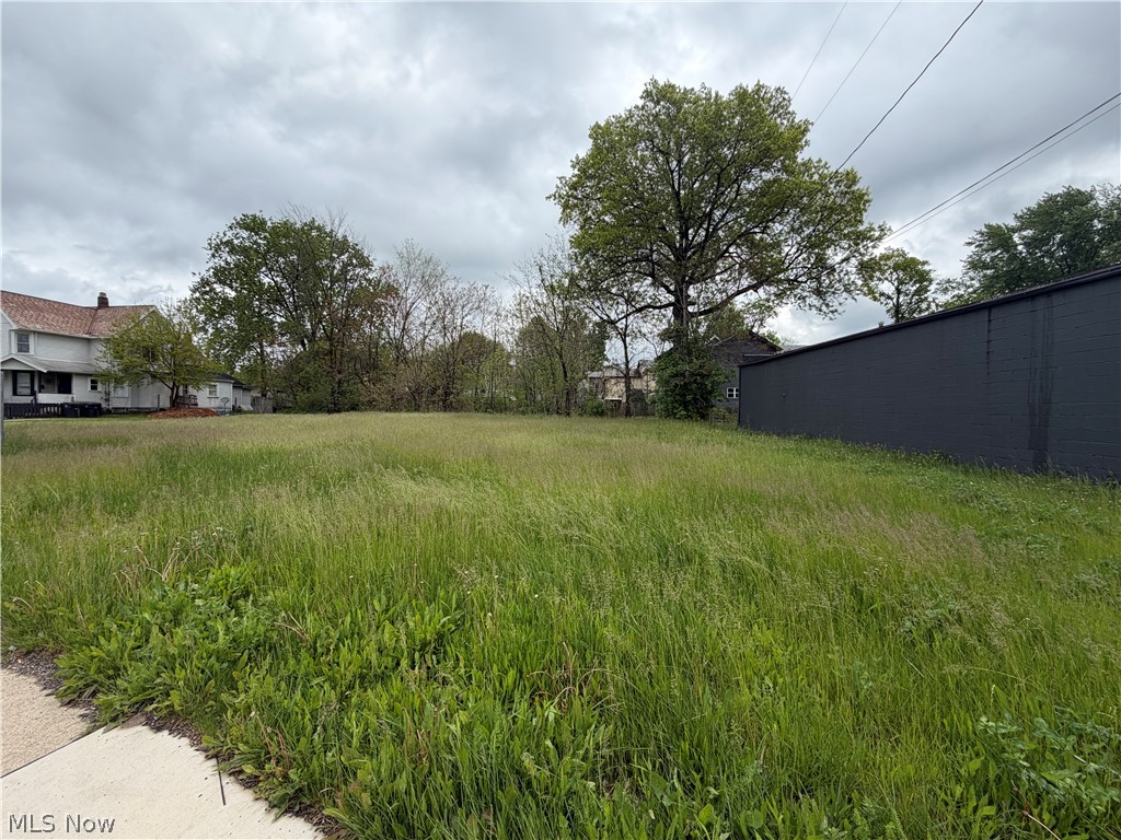 Elm Road NE Warren OH 44483