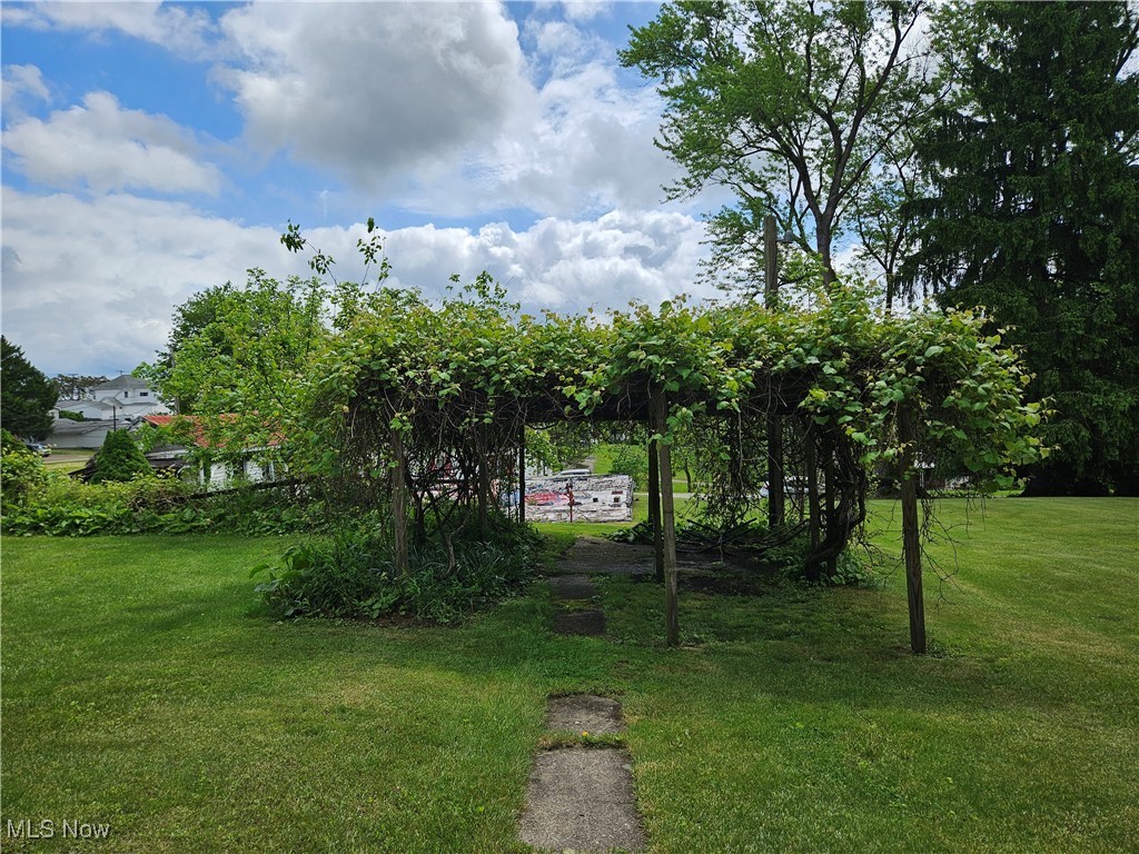 119 S Green Street Richmond OH 43944