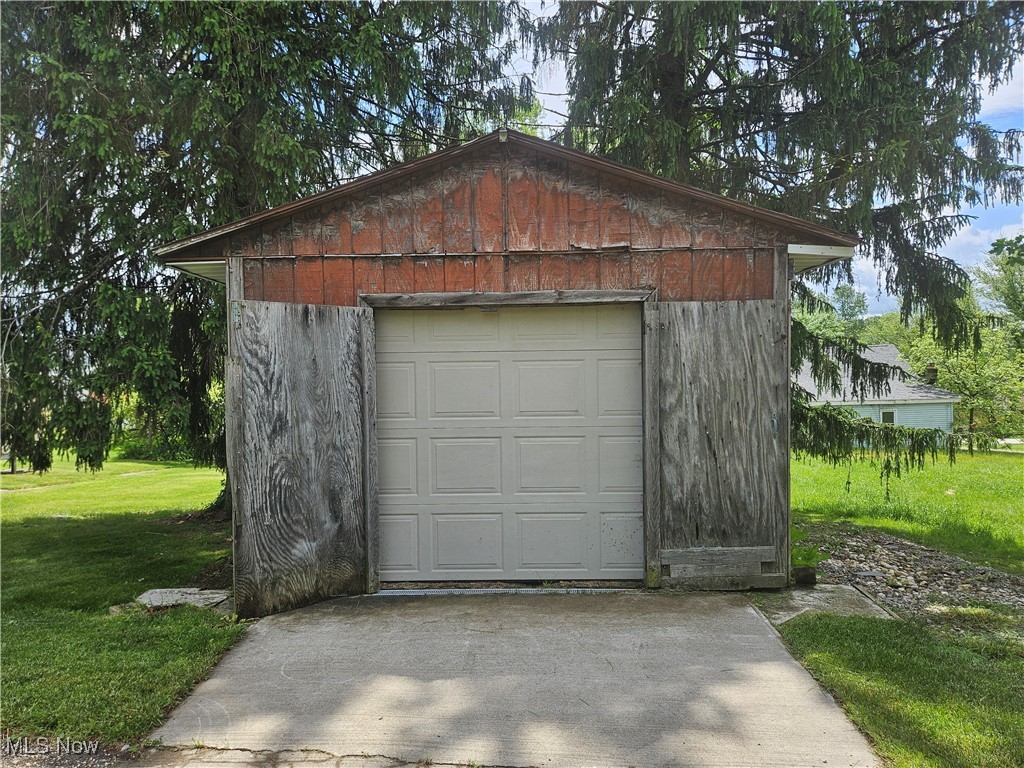 119 S Green Street Richmond OH 43944