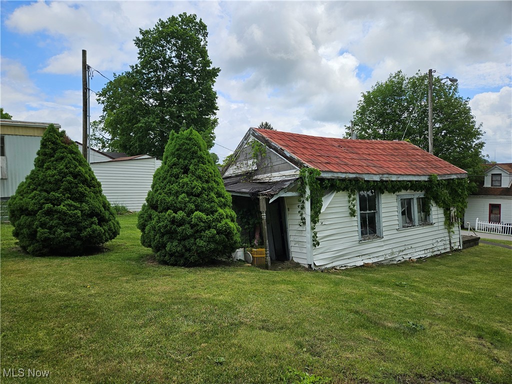 119 S Green Street Richmond OH 43944