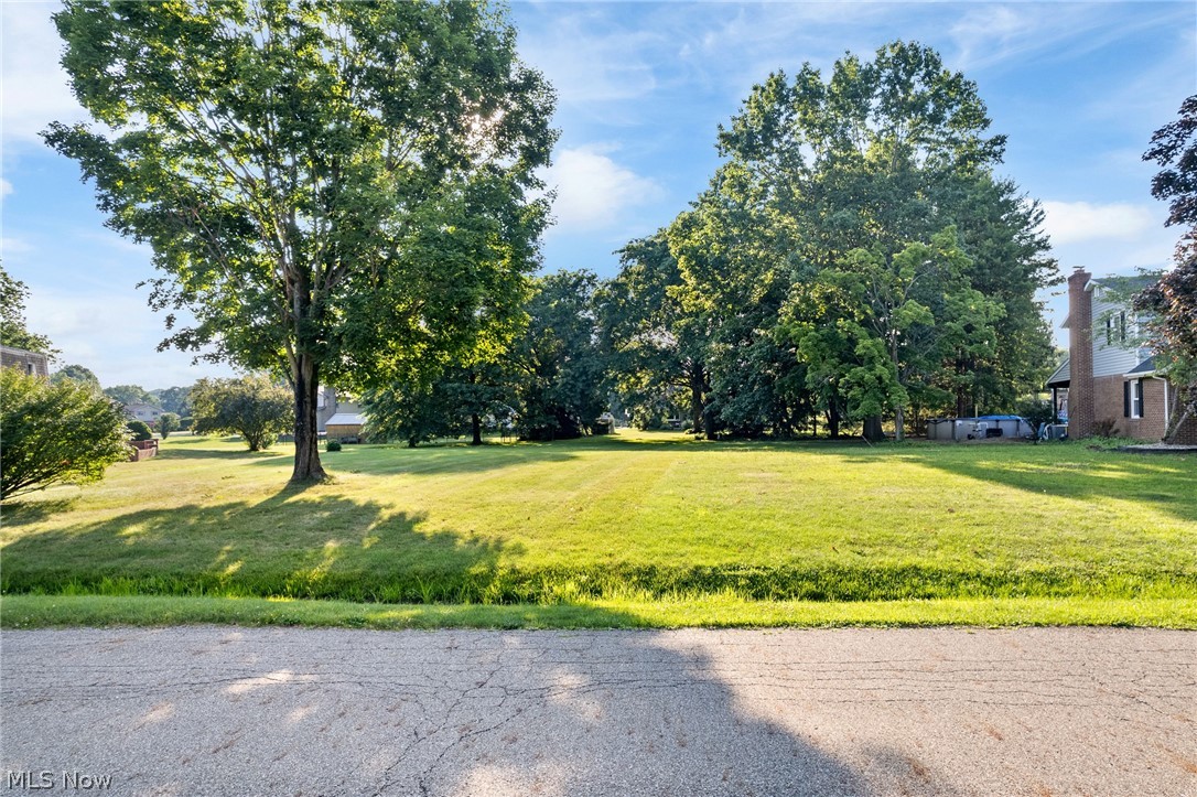 7961 Fayette Avenue NW Massillon OH 44646