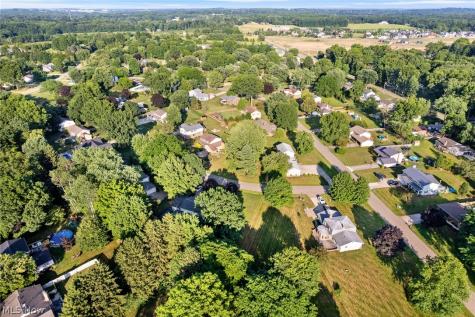 7961 Fayette Avenue NW Massillon OH 44646