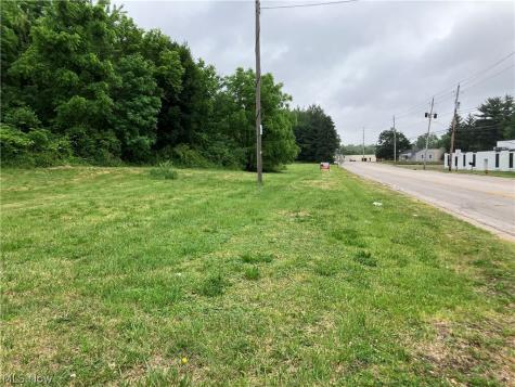 130 S Thomas Road Tallmadge OH 44278