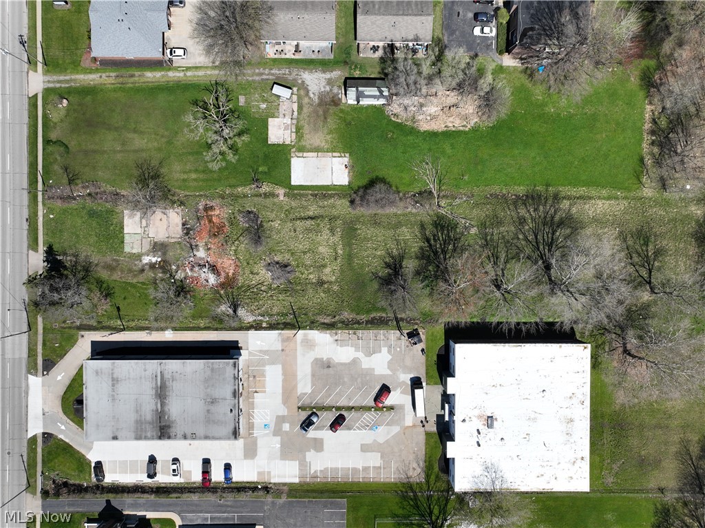 4977-4985 Oberlin Avenue Lorain OH 44053