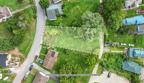 909 5th Street Marietta OH 45750
