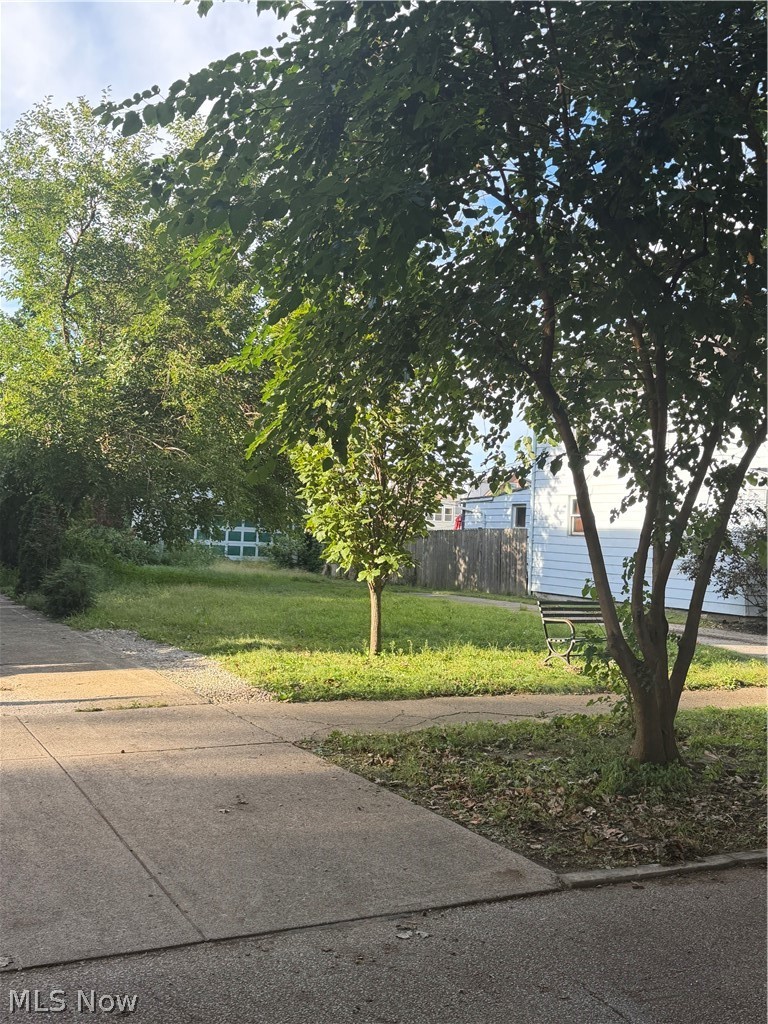 7414 Herman Avenue Cleveland OH 44102