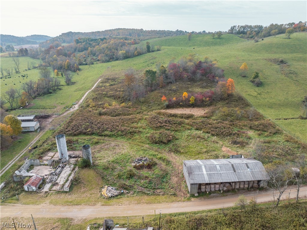 Elliott Road Newcomerstown OH 43832