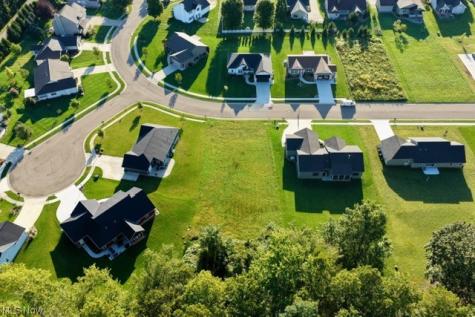 Quinn Circle Millersburg OH 44654