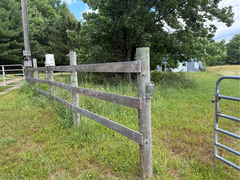15441 Johnson Road Lisbon OH 44432