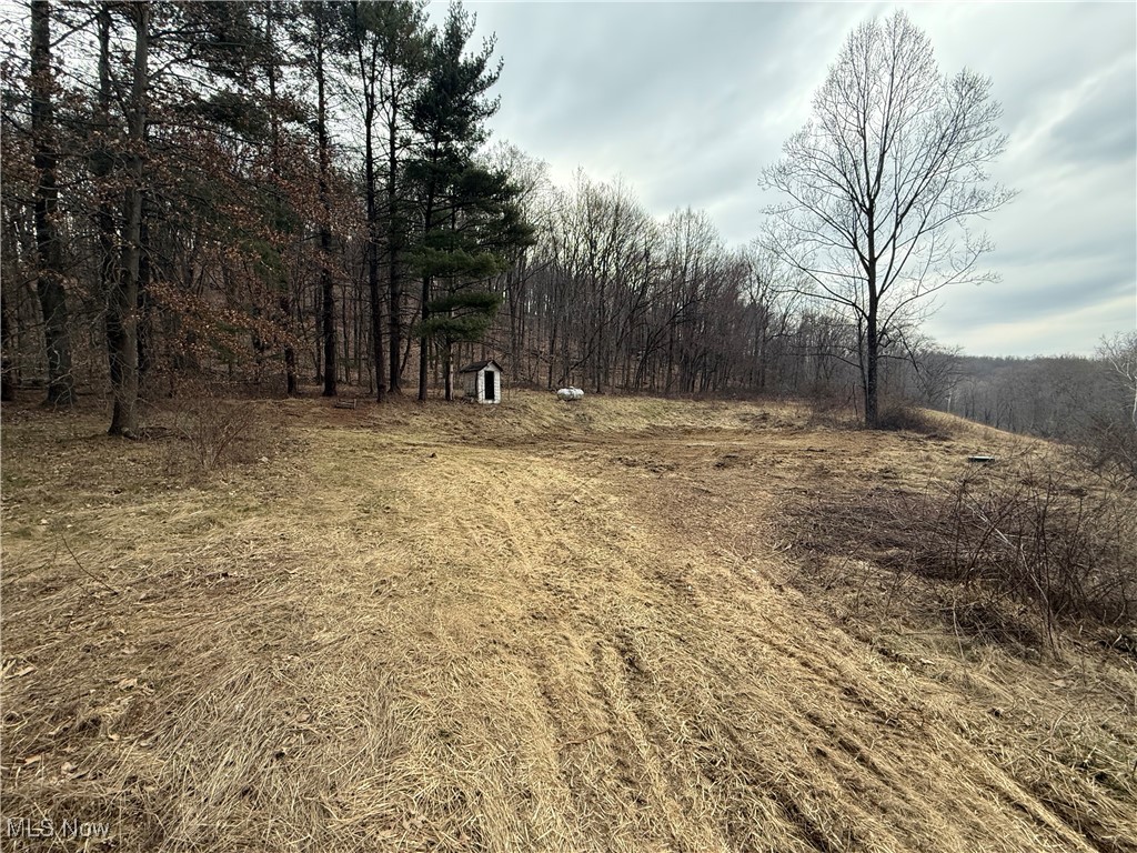 7261 Waterworks Hill Road SE Uhrichsville OH 44683