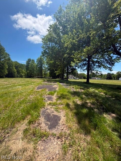3503 Parkman Road NW Southington OH 44481