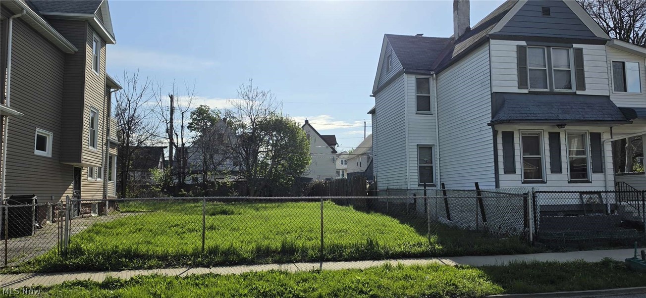 E 93 Street Cleveland OH 44106