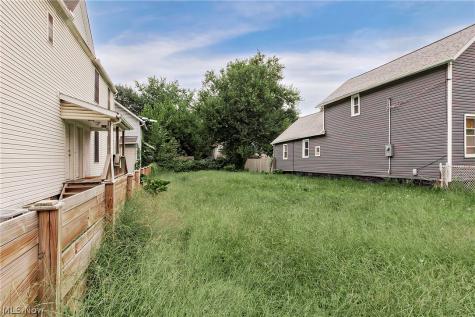 2345 W 7th Street Cleveland OH 44113