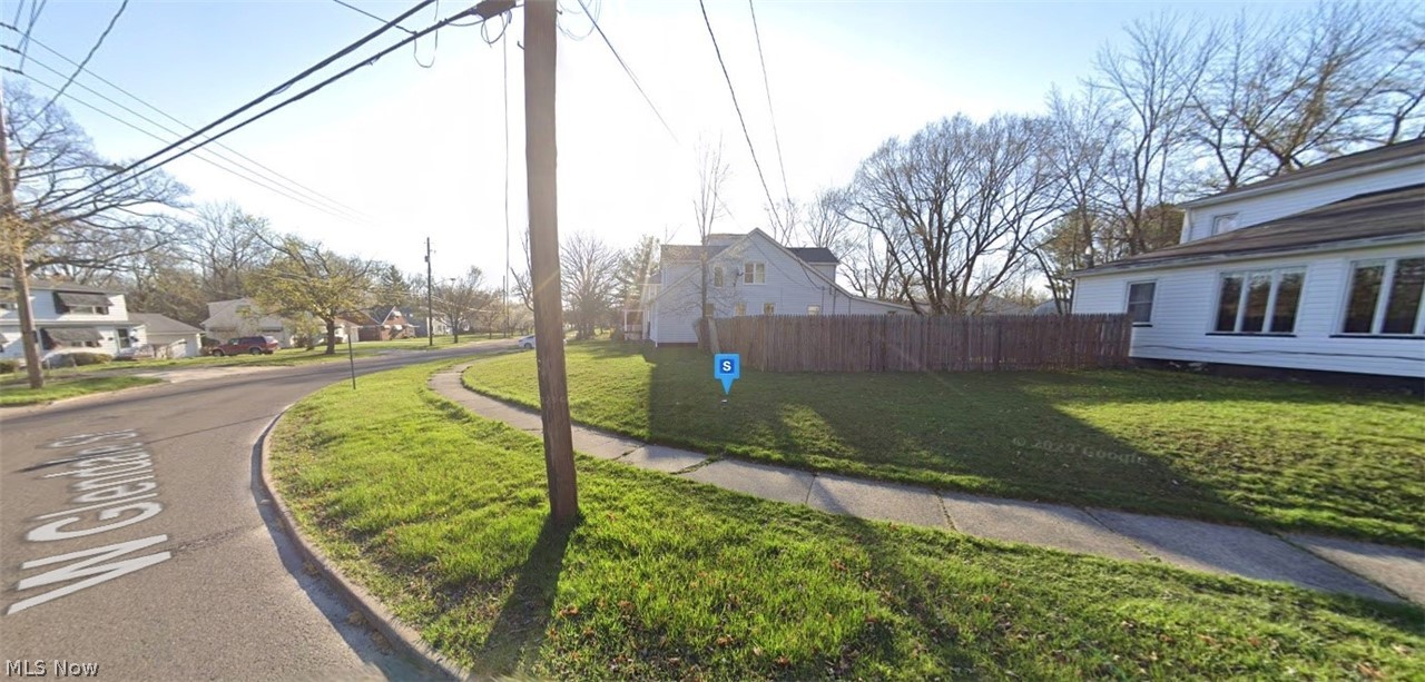 268 W Glendale Street Bedford OH 44146