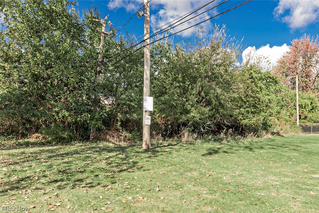 V/l Clareshire Drive North Olmsted OH 44070