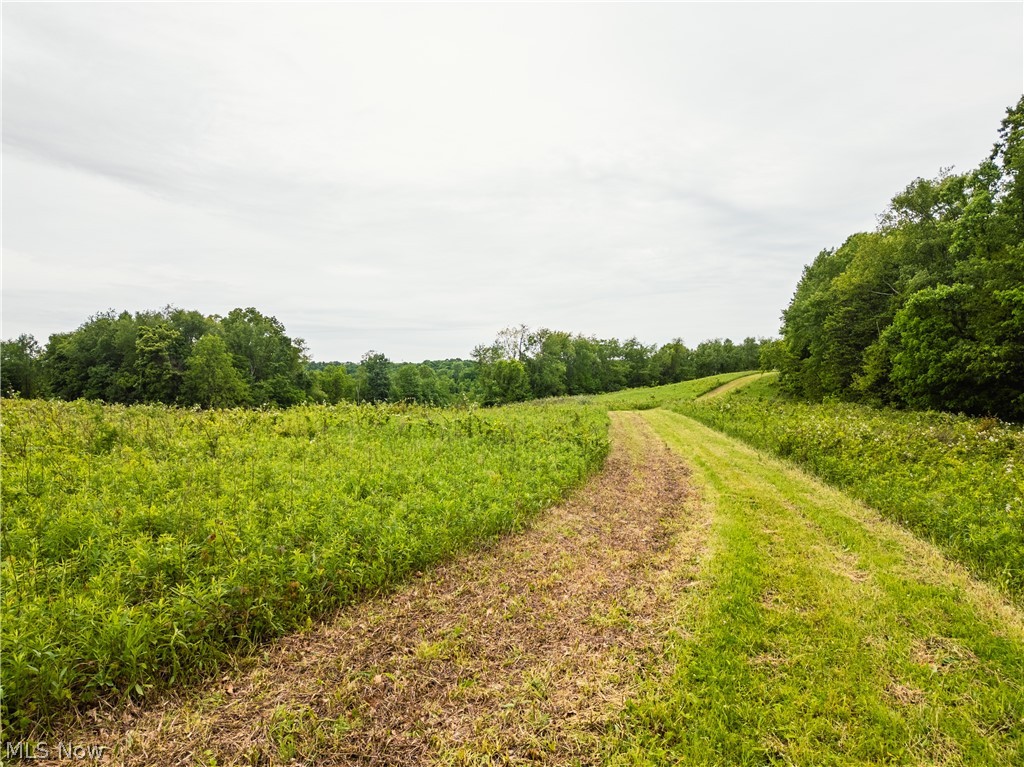 Edie Hill Road Uhrichsville OH 44683