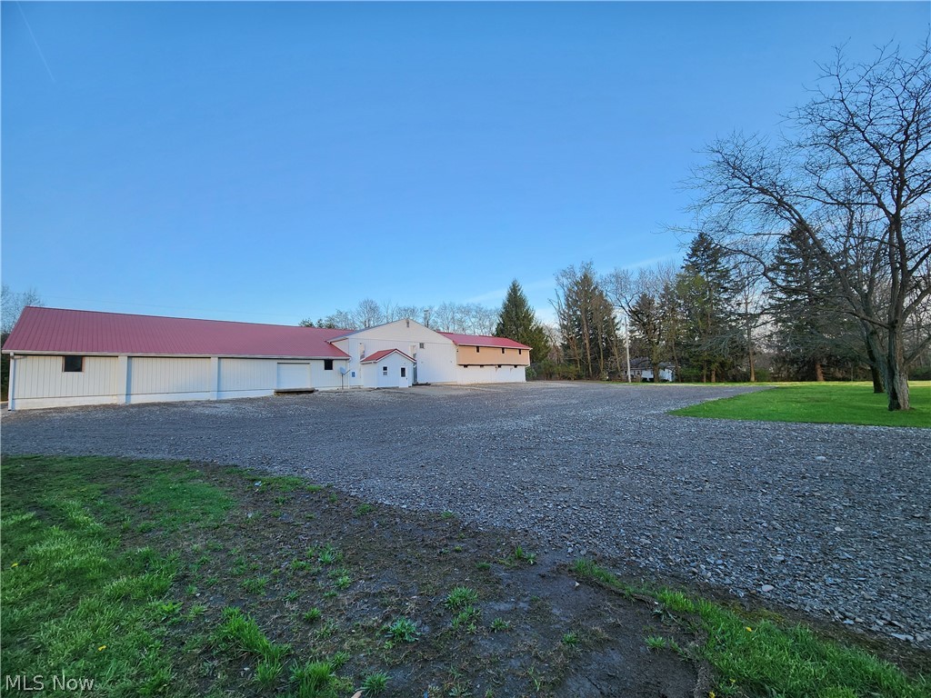 12870 Lincoln Street SE Paris OH 44669