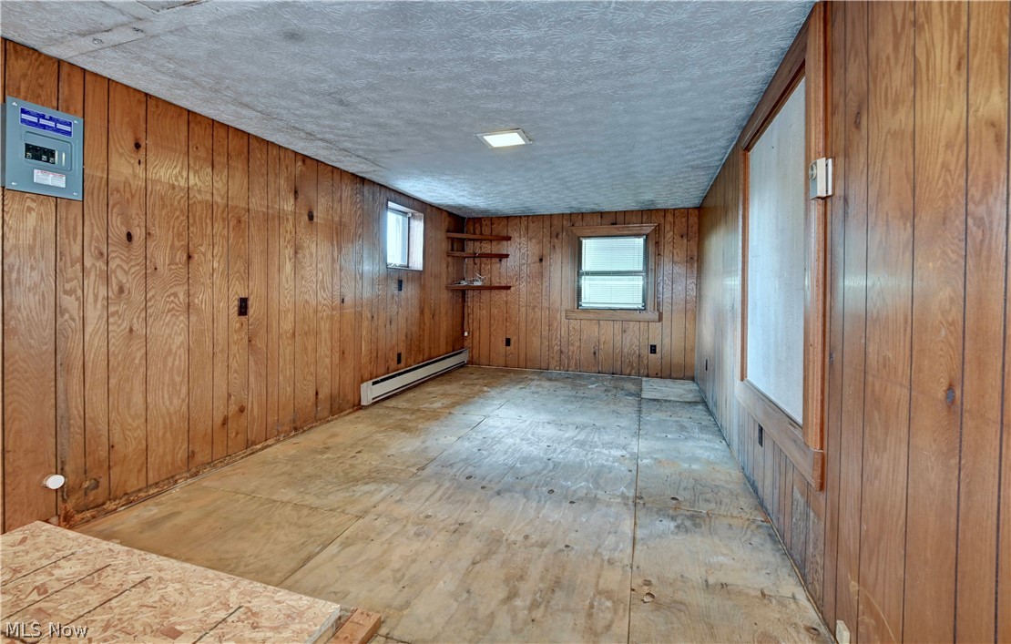 12870 Lincoln Street SE Paris OH 44669