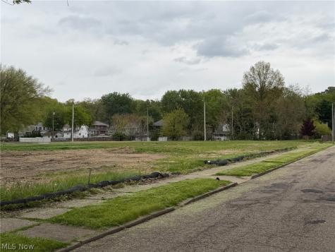1212 10th Street NE Massillon OH 44646