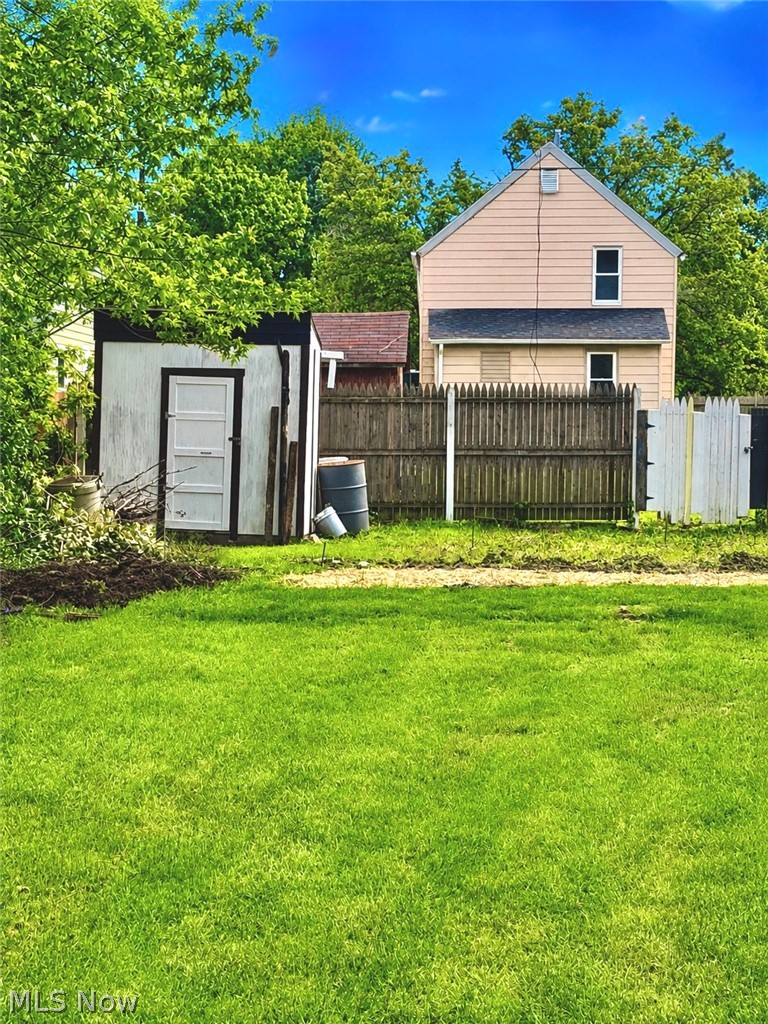 1624 E 33rd Street Lorain OH 44055