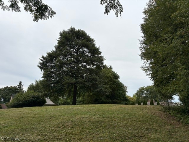 Landscape Circle NW Canton OH 44709