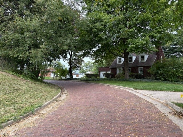 Landscape Circle NW Canton OH 44709