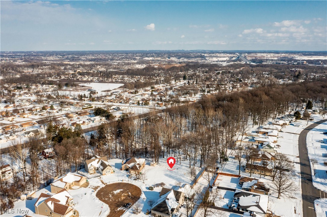 872 E Dawnwood Drive Seven Hills OH 44131